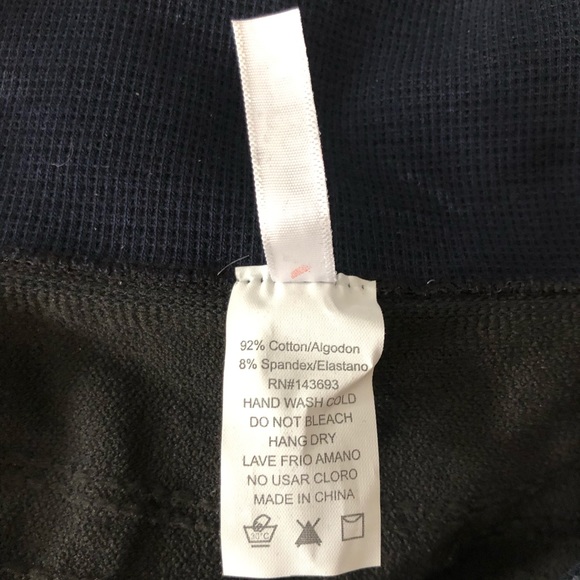 Distressed Jeggings - Picture 5 of 6